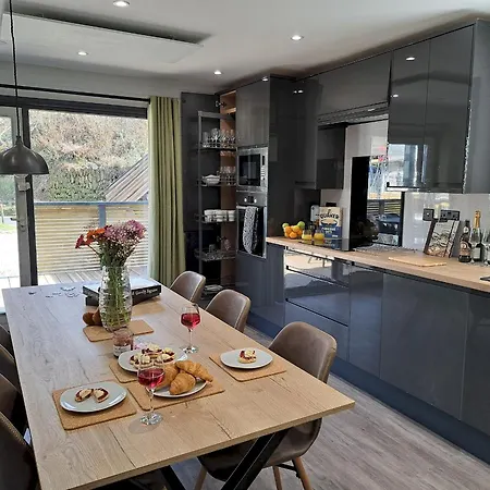 Cardinham - 3 Bedroom - Vp8 * Looe